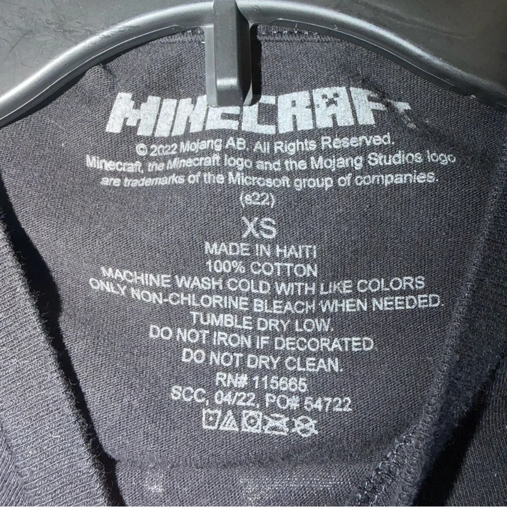 Minecraft Black Creeper Long Sleeve Tee XS